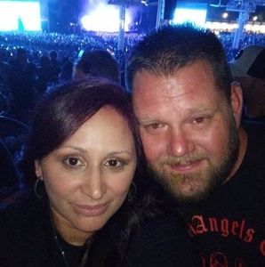 Meet your Posher, Thomas n skylisa